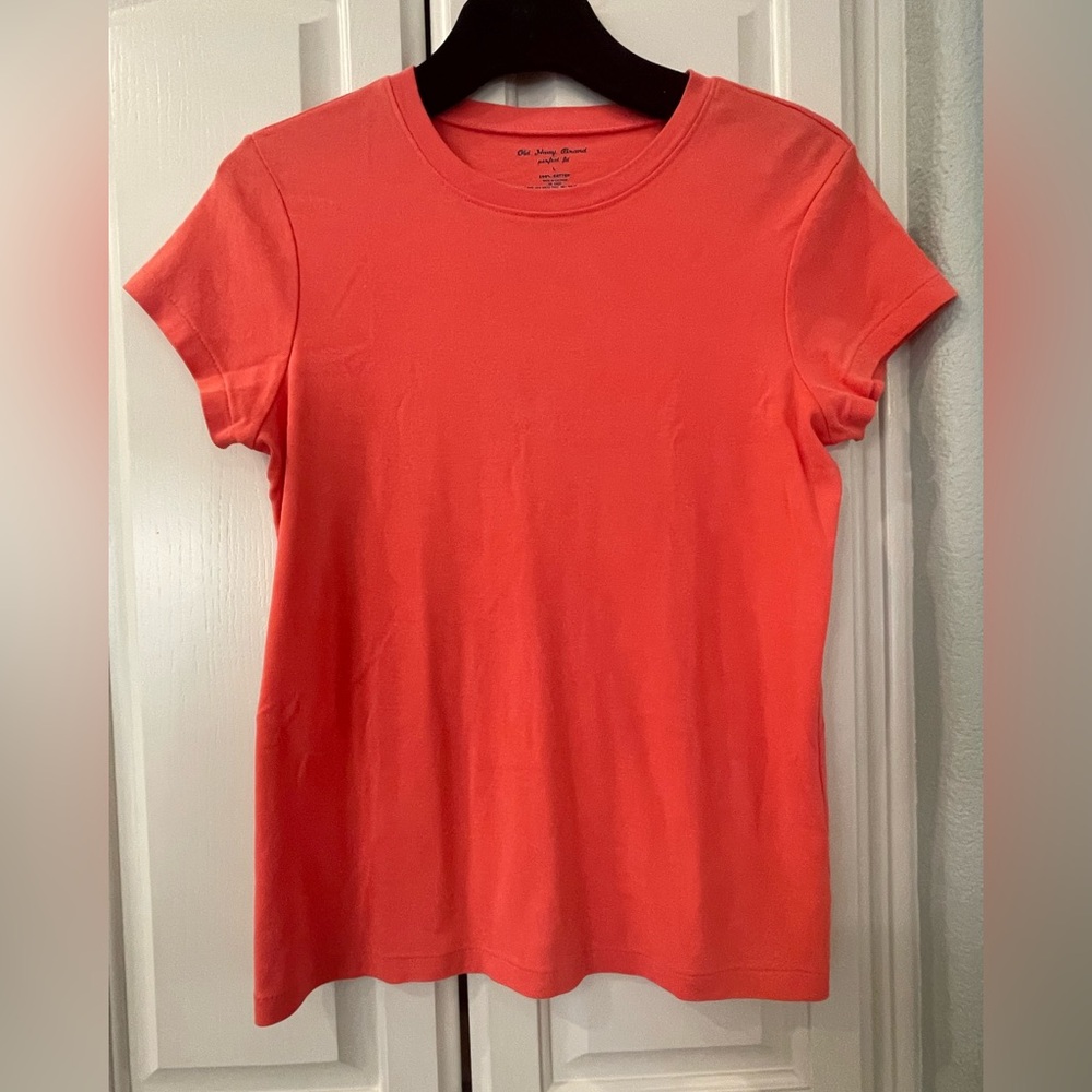 Old Navy Brand Perfect Fit, Coral SZ L Tee Neck, Ladies Style Cap Sleeve